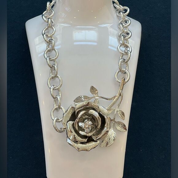 Zara Silver necklace. Brand new! - Picture 4 of 5